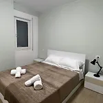 Apartment A&n